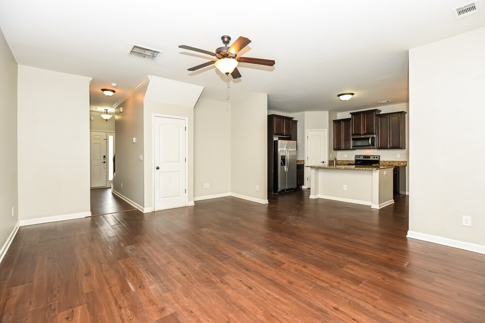 4-Bed Rental on 214 Bethany Manor photo 7
