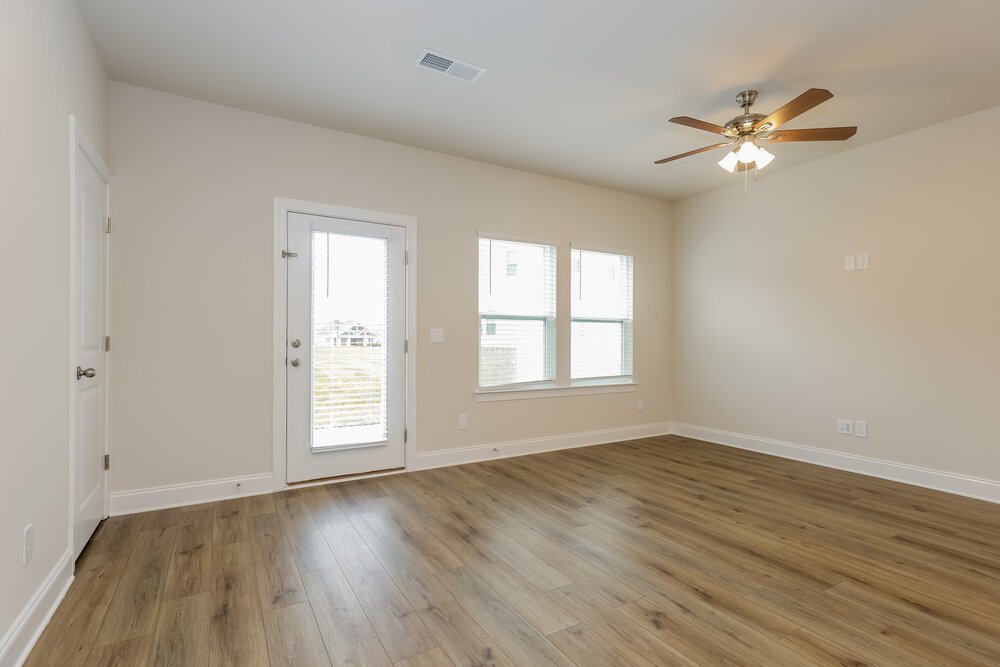 3-Bed Rental on 1715 Tahoma Dr photo 7