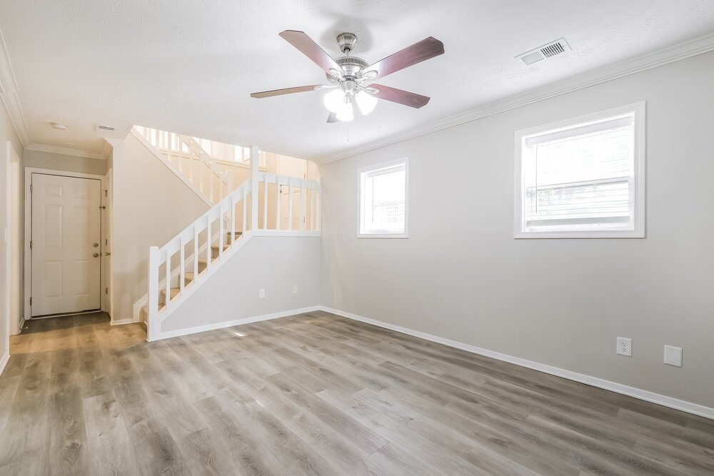 3-Bed Rental on 140 Birch Rill photo 9