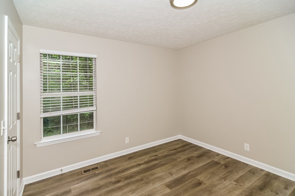 3-Bed Rental on 4560 Whites Creek photo 13
