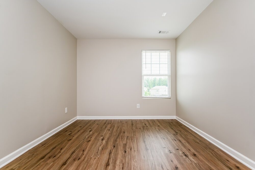 4-Bed Rental on 1083 Coldwater Dr photo 14
