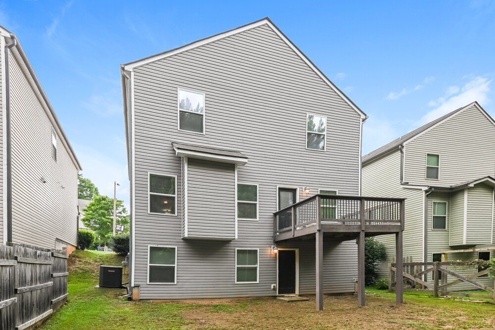 4-Bed Rental on 214 Bethany Manor photo 16